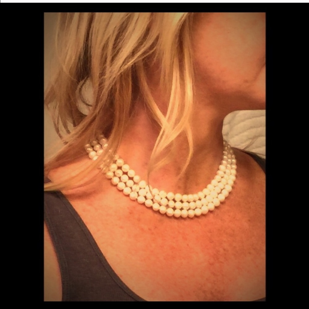 🌸3 STRAND REAL PEARL NECKLACE 🌸